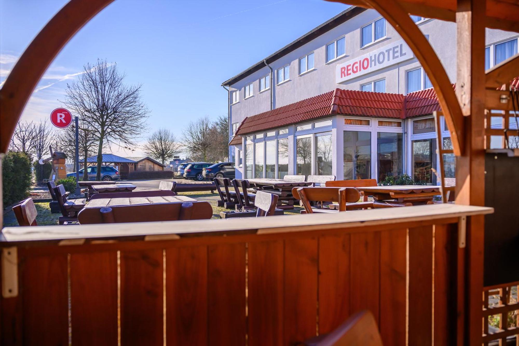 Regiohotel Halle Leipzig Airport 施科伊迪茨 外观 照片