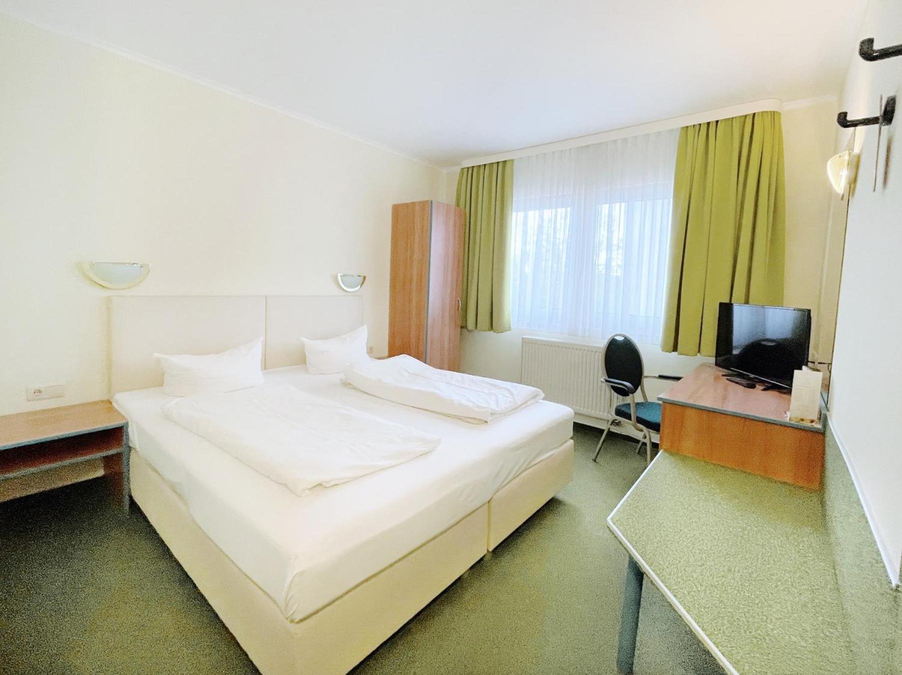 Regiohotel Halle Leipzig Airport 施科伊迪茨 外观 照片